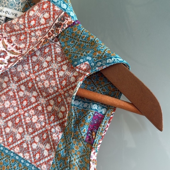 Rose + Olive Shirt Boho Patchwork Print Sleeveless Button Down Blouse Size M - Picture 3 of 8